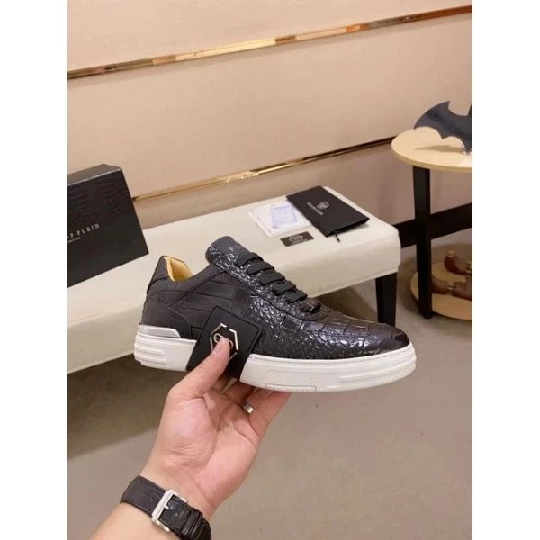 sepatu sneakers pria philipp plein