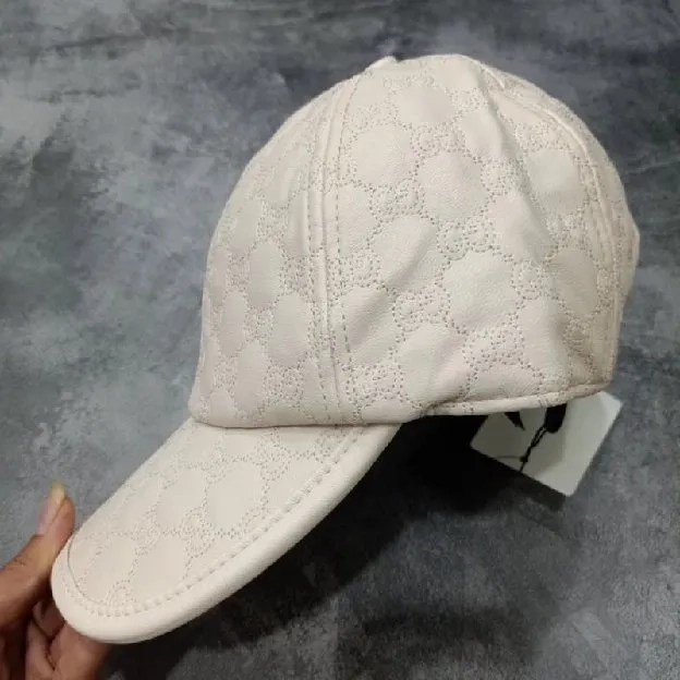 Topi gucci leather cream Topi Baseball