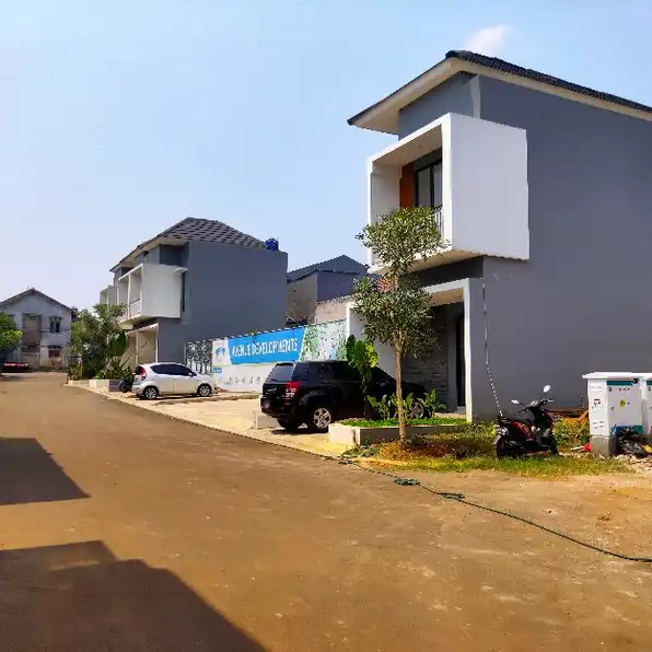 Rumah 2 lantai lebar 8 meter di pamulang