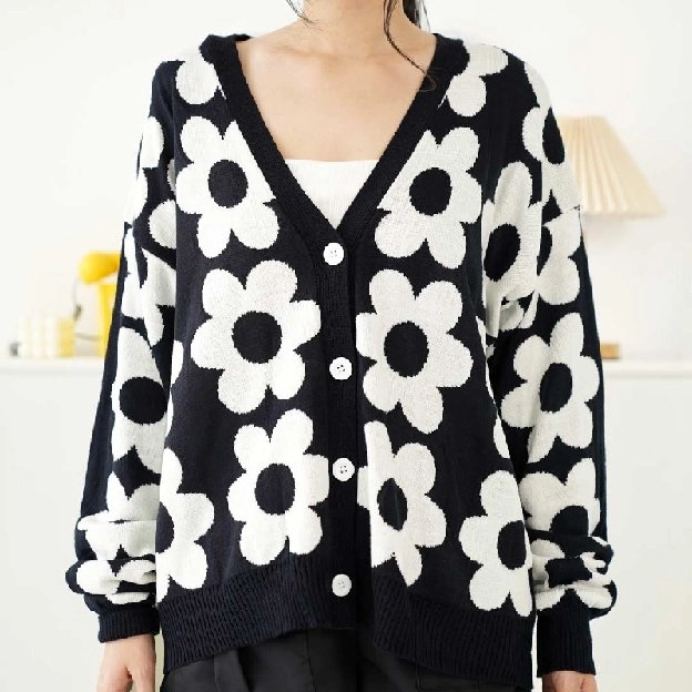 Cardigan Rajut Flower Daisy