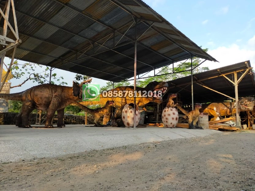 Tempat Pembuatan Patung Dinosaurus