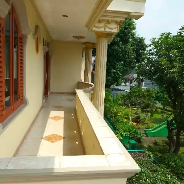 Rumah Mewah Strategis Jakarta Timur