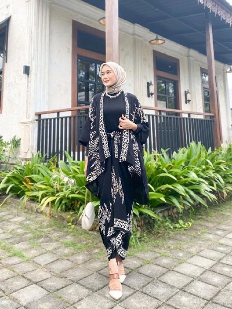 HBW One Set Batik Outer Rok Lilit Kimono WanitaOUTFIT 