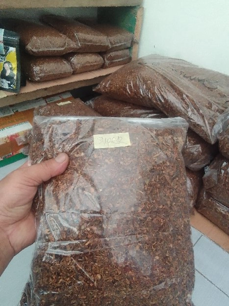 kretek pabrikan 1/2 kg 