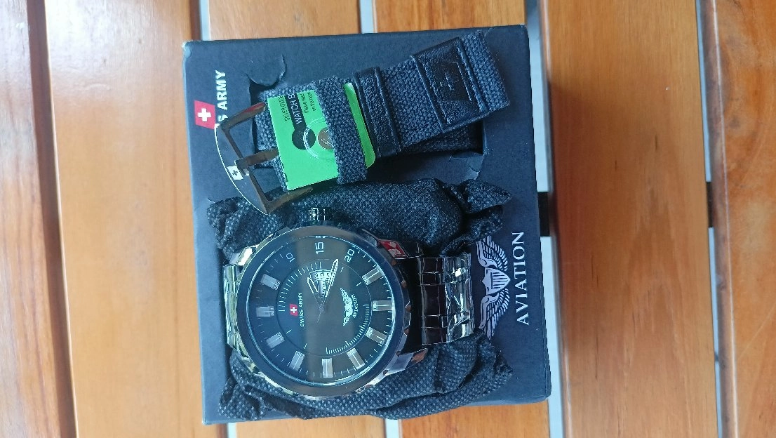 Ready BJM! Jam tangan Swiss army Pria gratis antar Banjarmasin