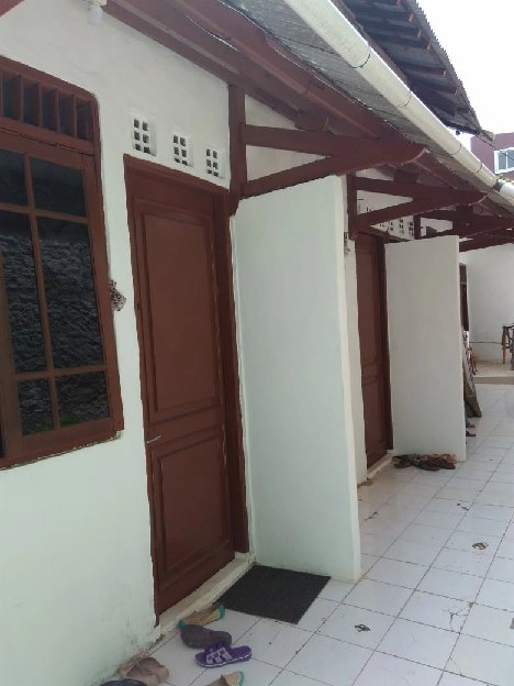 rumah kontrakan baru 5 pintu terisi penuh di pertukangan Pesanggrahan Jakarta Selatan 