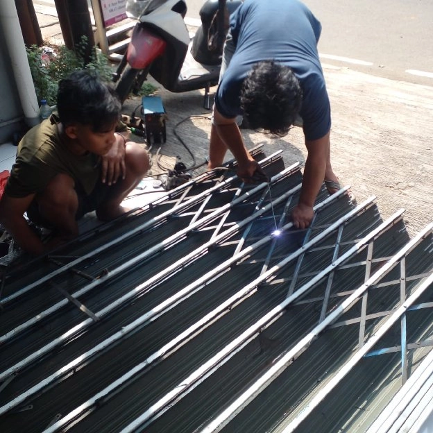 081310150492 jual folding door panggilan Kemayoran gunung Sahari Menteng tugu tani duta Merlin 