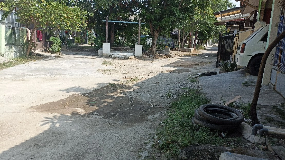 RUMAH KOMPLEK BCA PAMENGKANG KEC. MUNDU KAB. CIREBON