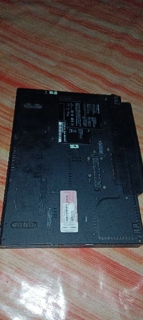 LEPTOP THINKPAD R400