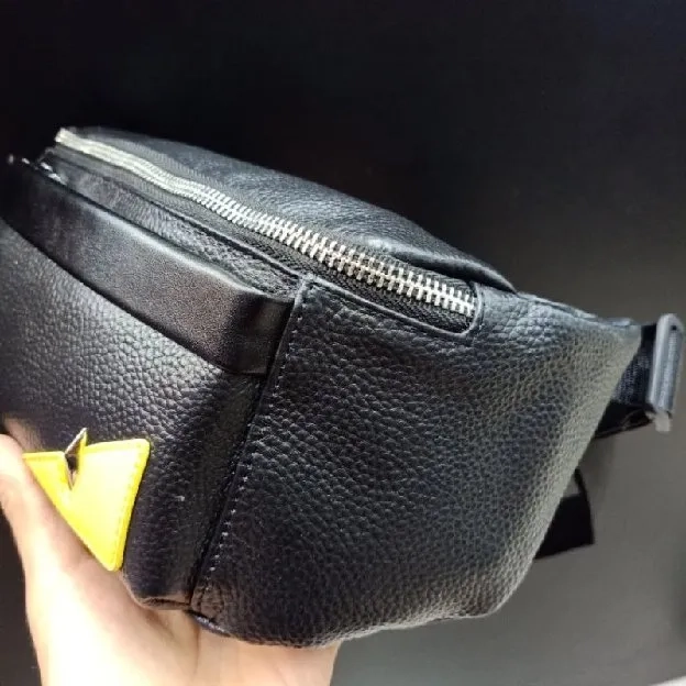 tas pinggang fendi eyes Monster yellow waistbag Belt Bag Kulit