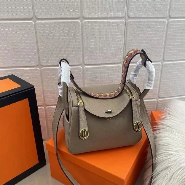 tas hermes lindy mini size 20