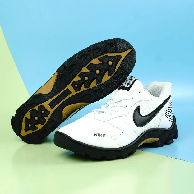 ARM Sneakers Pria Nike Pegasus