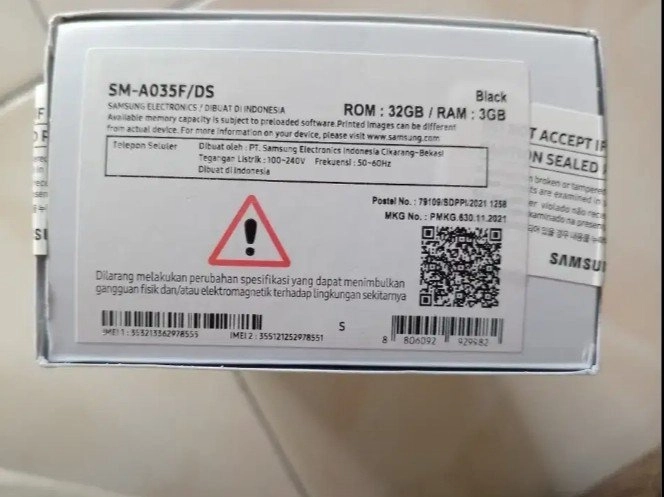 SAMSUNG A03. 3+4_32 gb like new