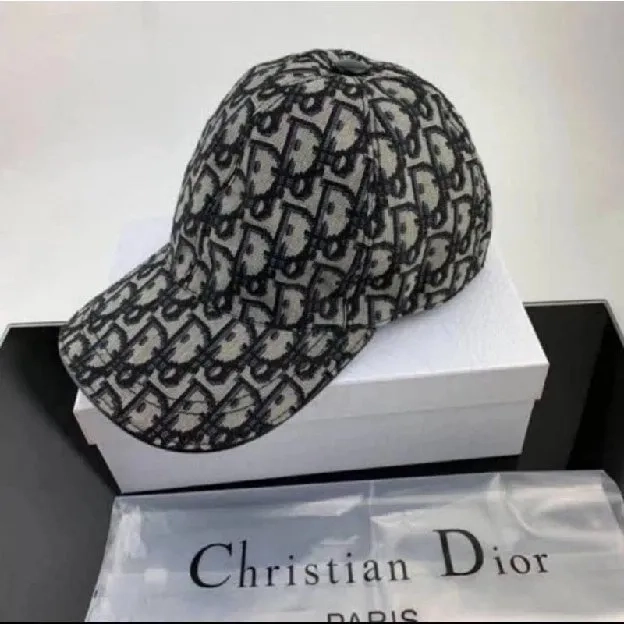 TOPI PRIA CHRISTIAN DIOR 55309