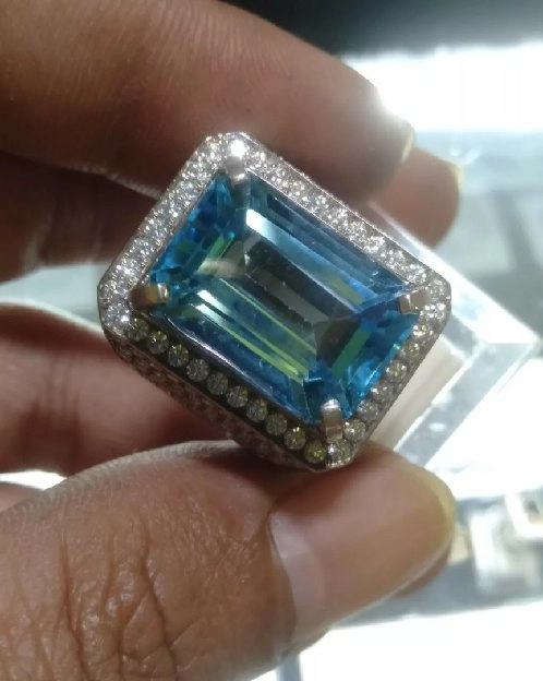 BLUE TOPAZ Swiss asli 