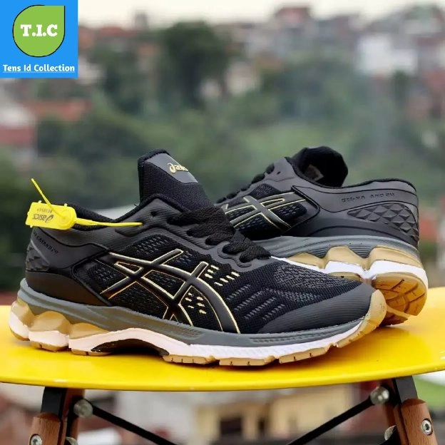 Sepatu Asics