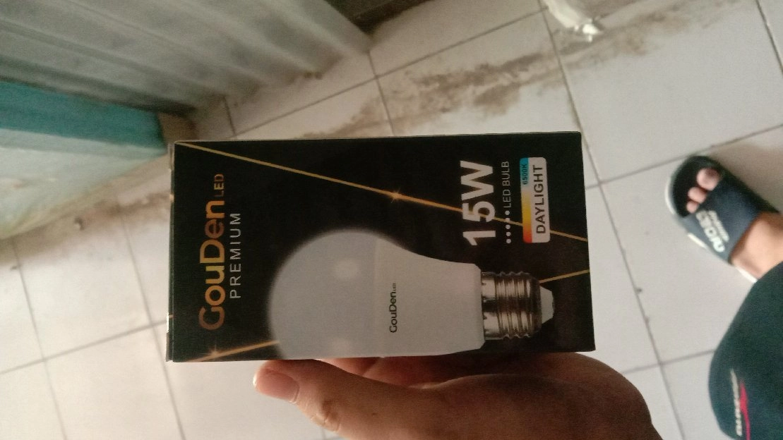 lampu PTH, 5w harga 20k.7w.25k.9w.30k.11w.25k.12w.25k.15w.40k.18w.40k