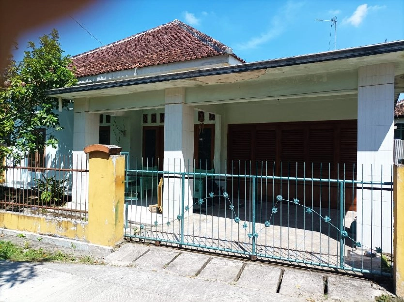 Rumah mewah di Branti