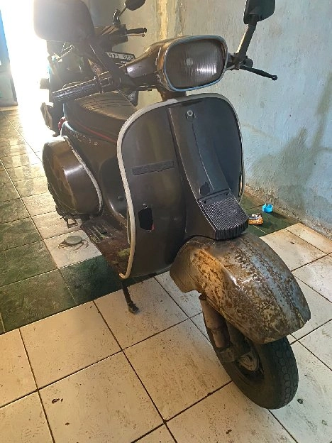 vespa ekslusif mesin px