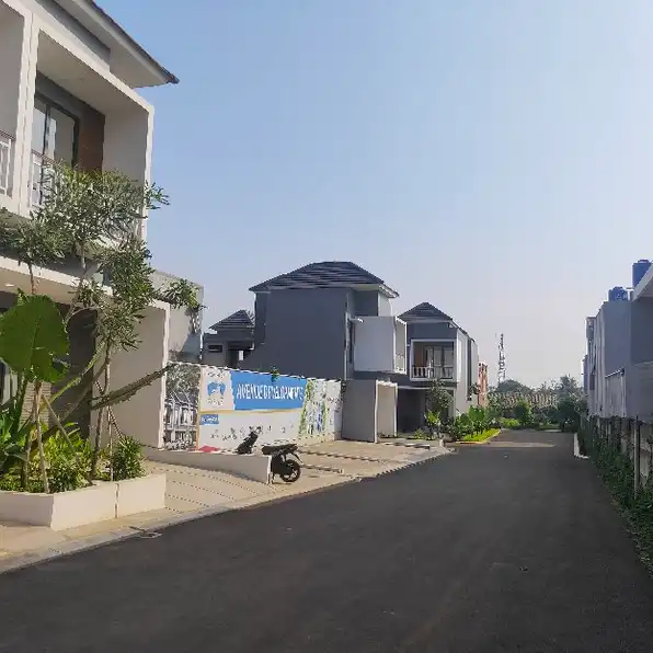 rumah 2 lantai siap huni harga 800 jutaan di tangerang selatan