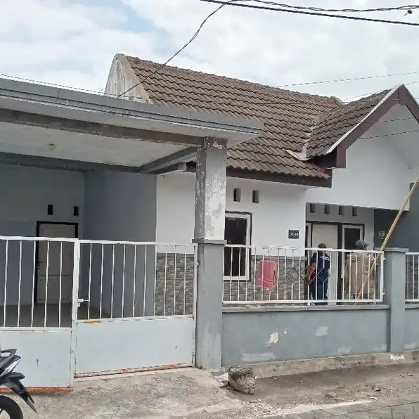 Dijual cepat rumah siap huni di Perumahan Griya Mangli 