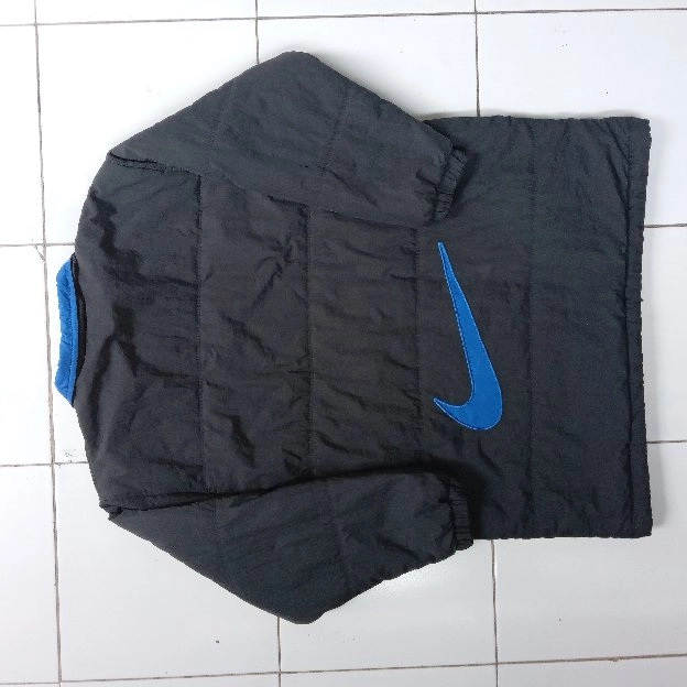 Jaket Puffer Nike Vintage Big Swoosh