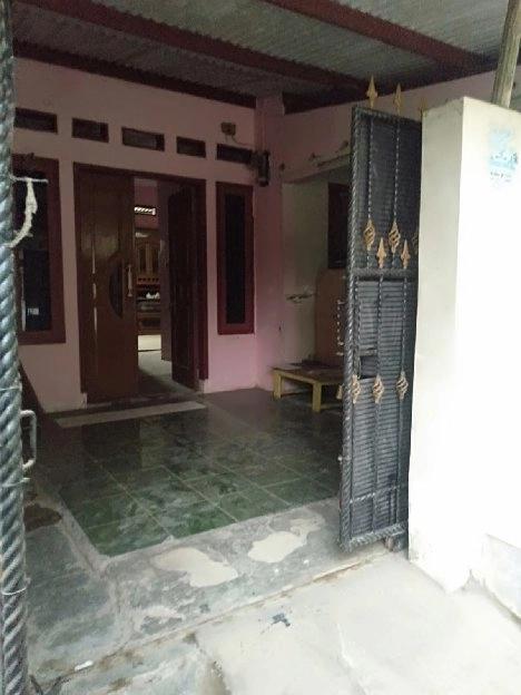 RUMAH KOMPLEK BCA PAMENGKANG KEC. MUNDU KAB. CIREBON