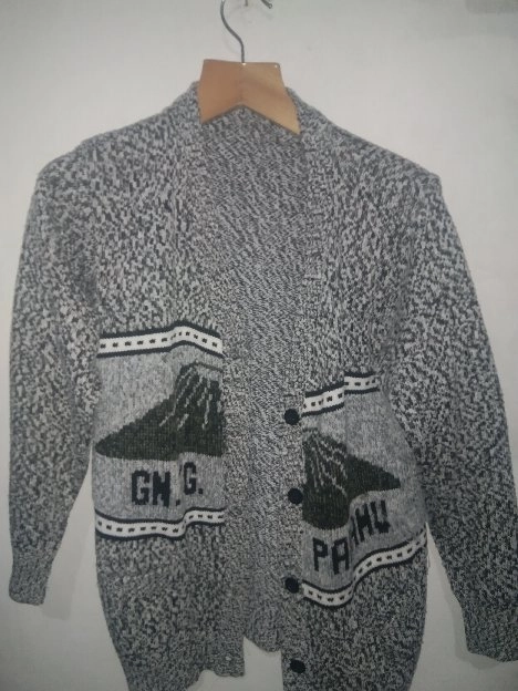 sweater Ok bahan mantap xl