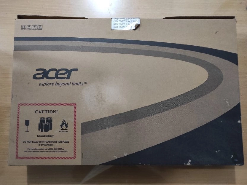 Laptop Acer Aspire E14