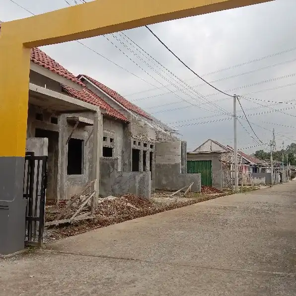 Rumah Cluster Kamar Empat