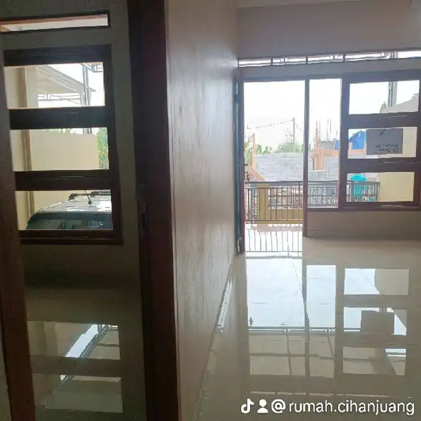 rumah cihanjuang cibaligo permai 