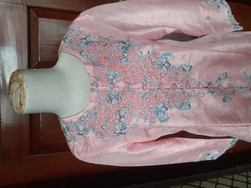 Kebaya Encim Pink Bordir Manis - preloved