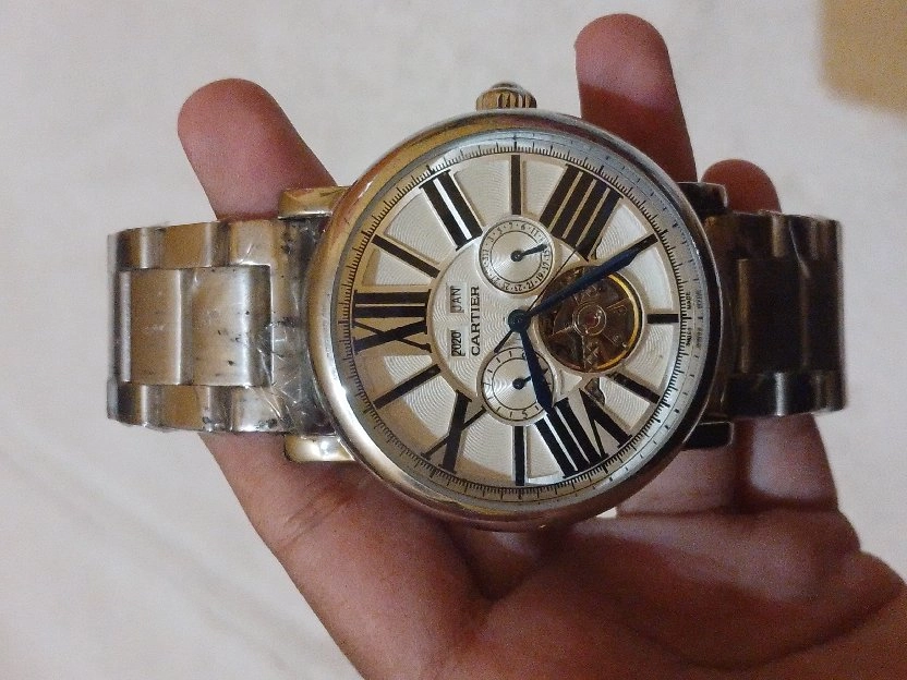 DIJUAL JAM TANGAN CARTIER COWOK, KEREN 