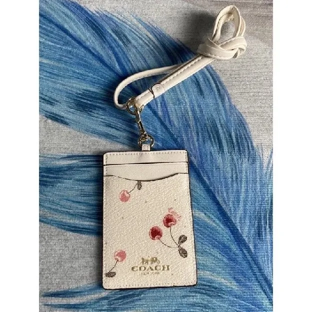 Coach ID Lanyard In White Flower (C2385)