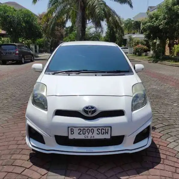 Toyota Yaris 1.5 TRD Sportivo Bensin-At 2013