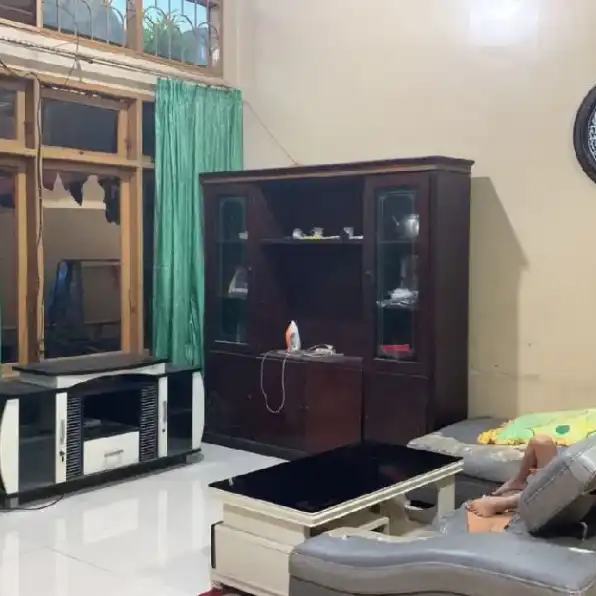 Dijual rumah siap huni dengan nuansa eropa yang beralamat jl. Karya wisata komp. Citra wisata