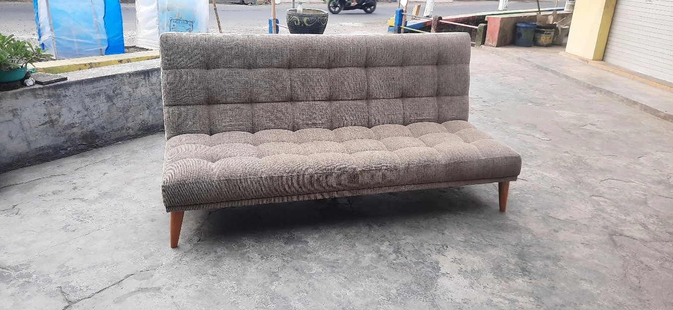 sofa bed minimalis kaki kayu