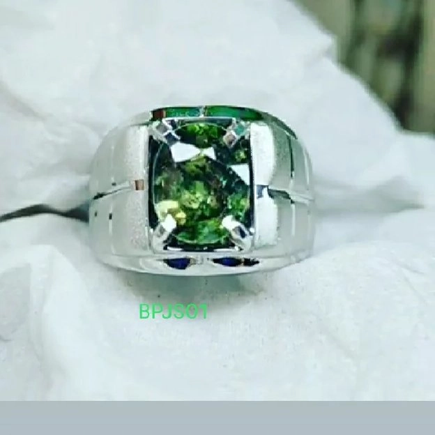 green sapphire bersertifikat asli 