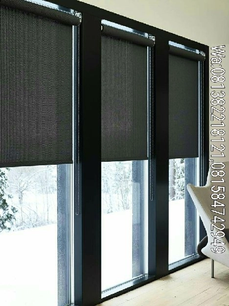 Rollerblind tirai gorden simpel termurah 