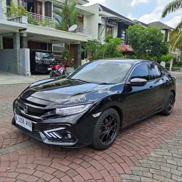 Honda Civic 1.5 E Hatchback Bensin-At 2017