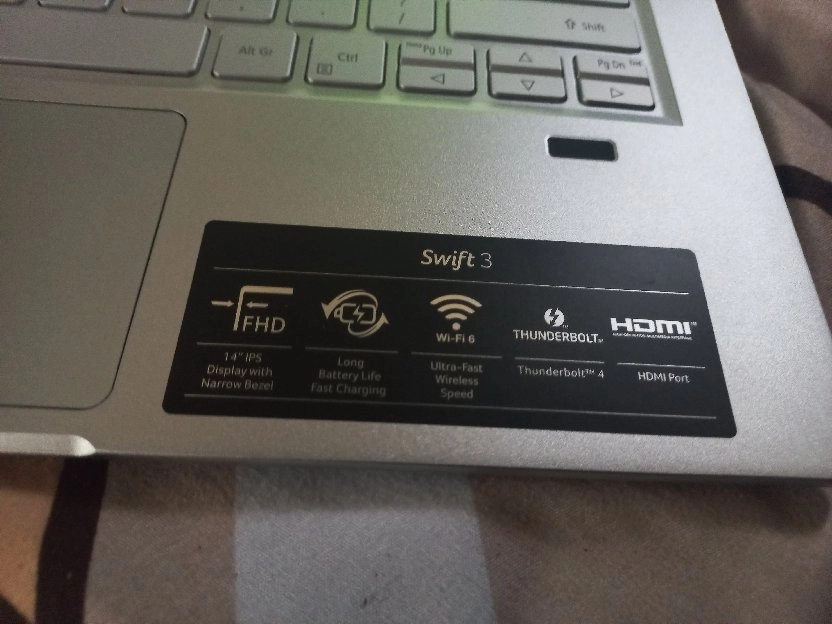 prodak laptop acer swts3 