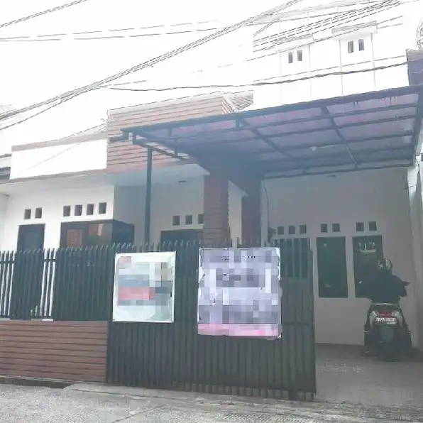 rumah dijual di komplek duren sawit Jakarta Timur akses 2 mobil 