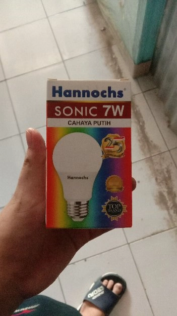 lampu PTH, 5w harga 20k.7w.25k.9w.30k.11w.25k.12w.25k.15w.40k.18w.40k