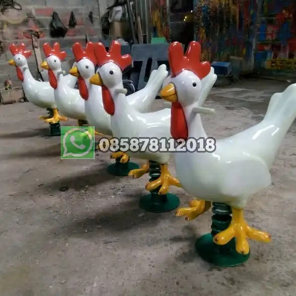 Patung  Ayam Taman