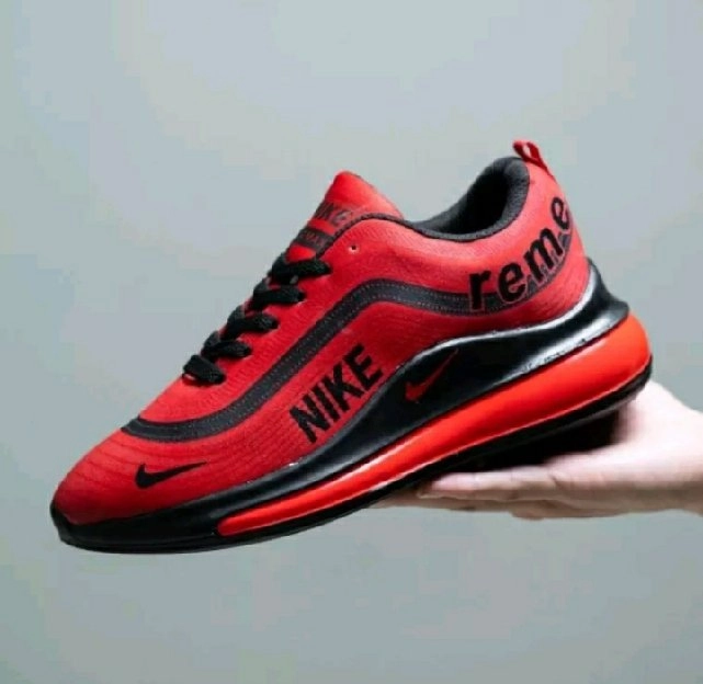 Sepatu Nike Air Max Supreme