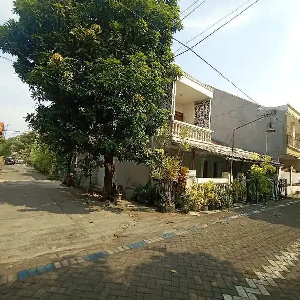 Di jual rumah area asri nyaman tenang siap huni lokasi rewin, waru Sidoarjo 