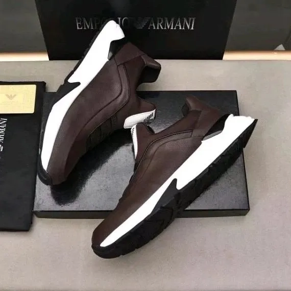 Sepatu sneakers pria emporio armani ea