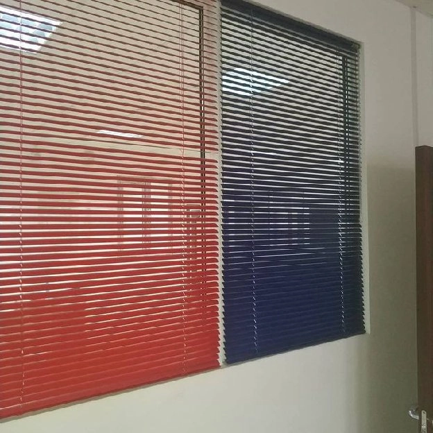 venetian blind/krey alumunium/tirai kantor costum murah