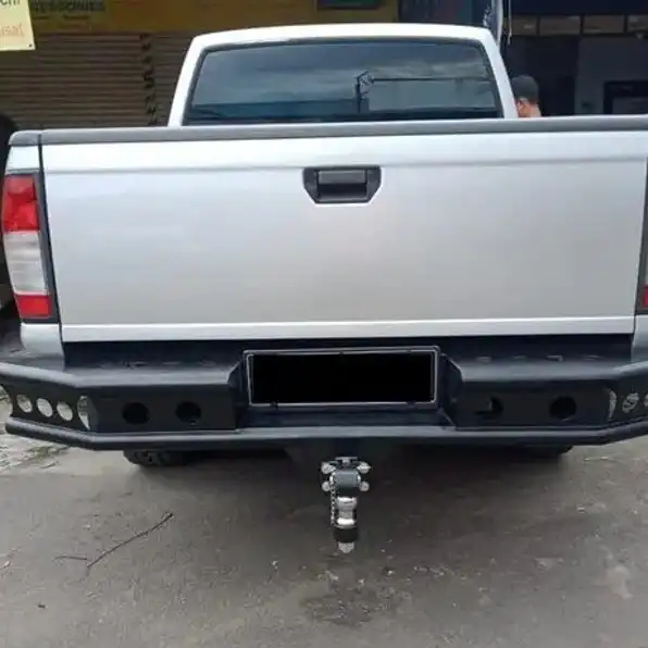 bumper belakang mobil hilux 