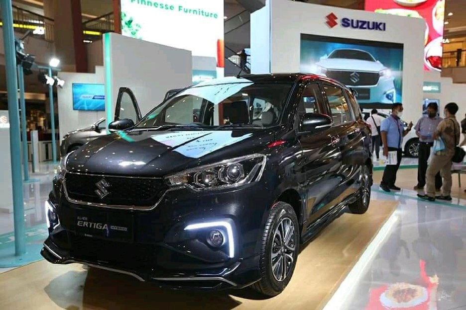 SUZUKI ALL NEW ERTIGA. BISA CASH BISA CREDIT